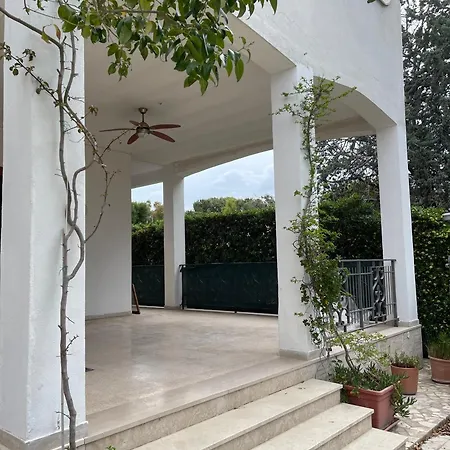 Al Borgo 22 Nyaraló